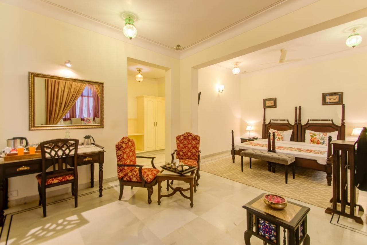 Akshay Niwas Boutique Luxury Hotel Udaipur Luaran gambar