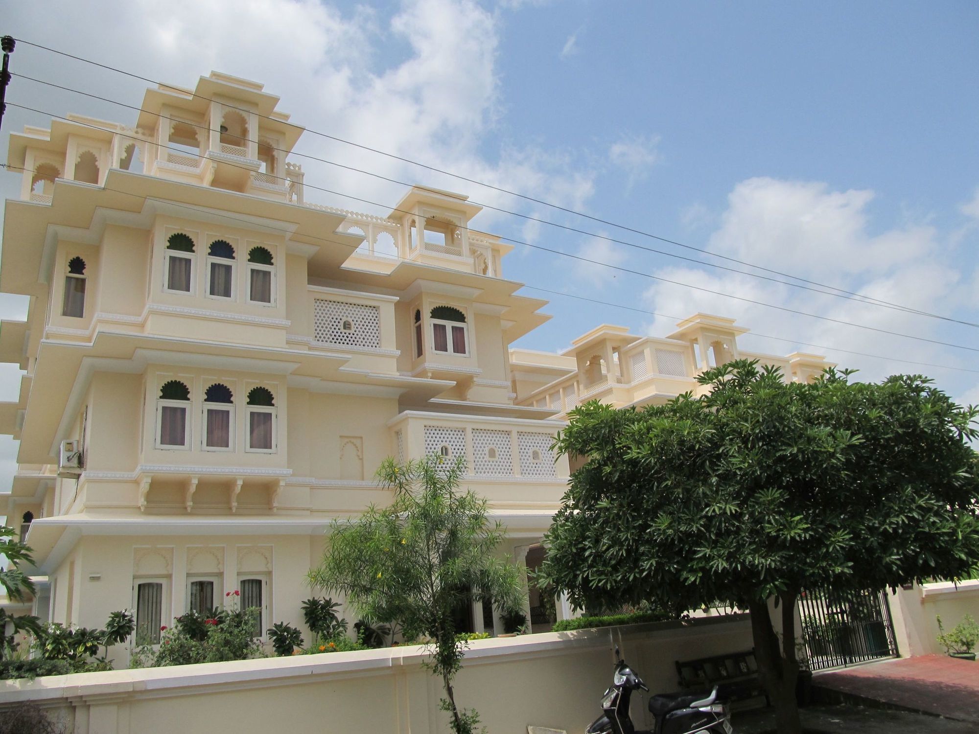 Akshay Niwas Boutique Luxury Hotel Udaipur Luaran gambar